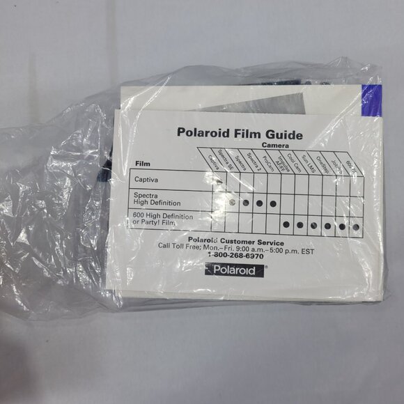 Polaroid 600 Vintage One Step Camera Instant Film CloseUp - Picture 3 of 3